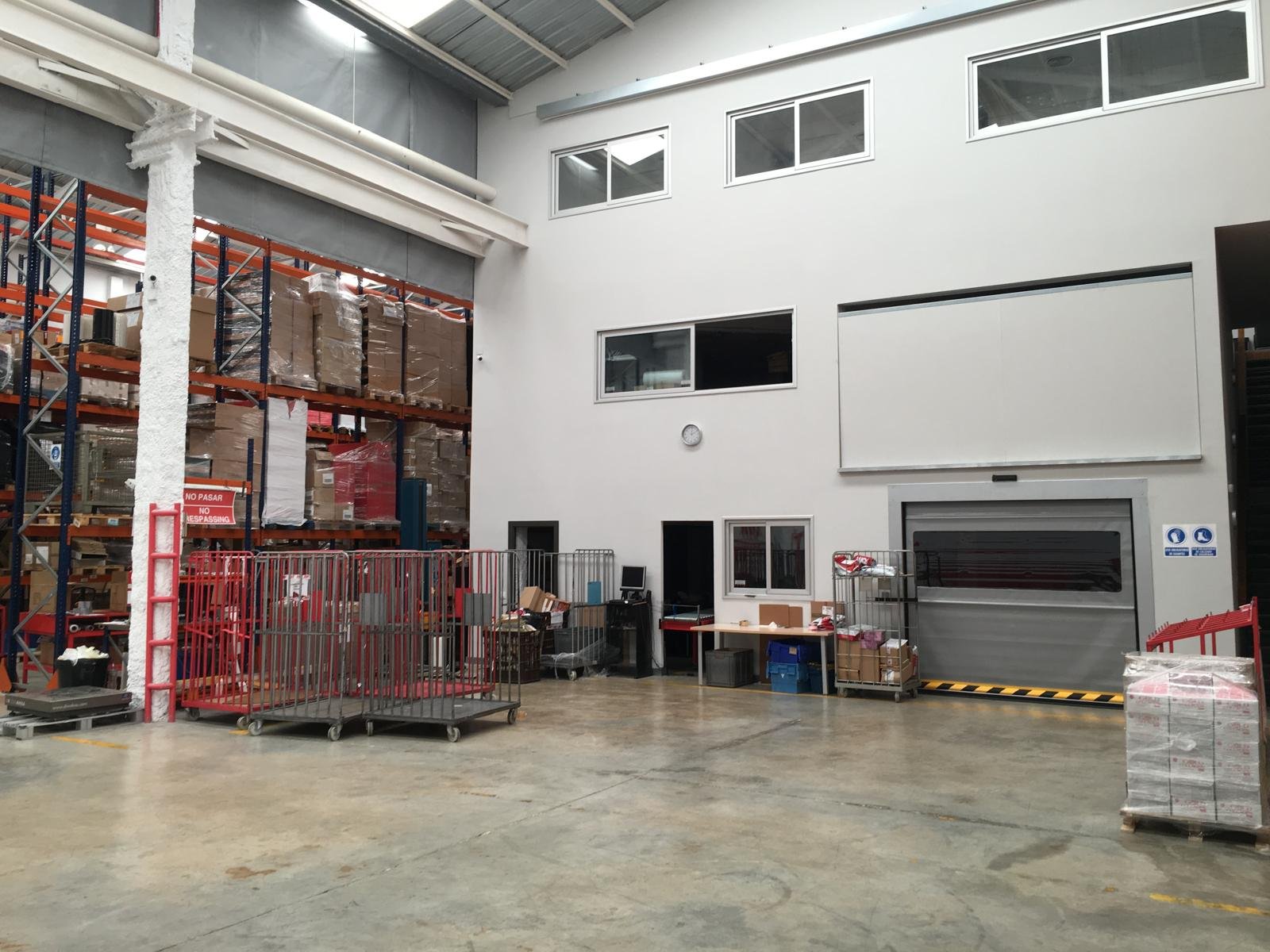 Interior nave industrial